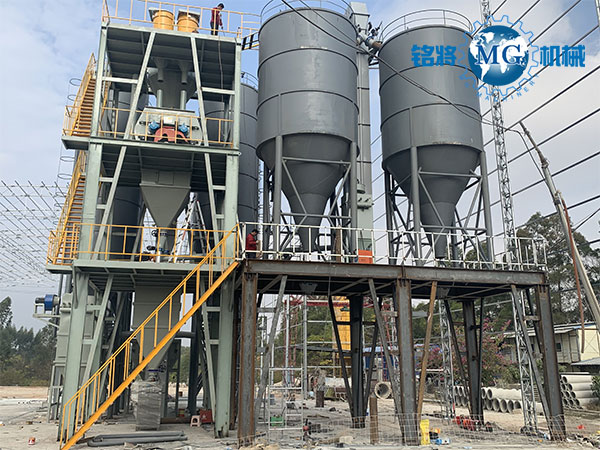 干粉砂漿攪拌站和混凝土攪拌站一樣嗎?可不可以通用? 干粉砂漿攪拌站和混凝土攪拌站一樣嗎?可不可以通用?